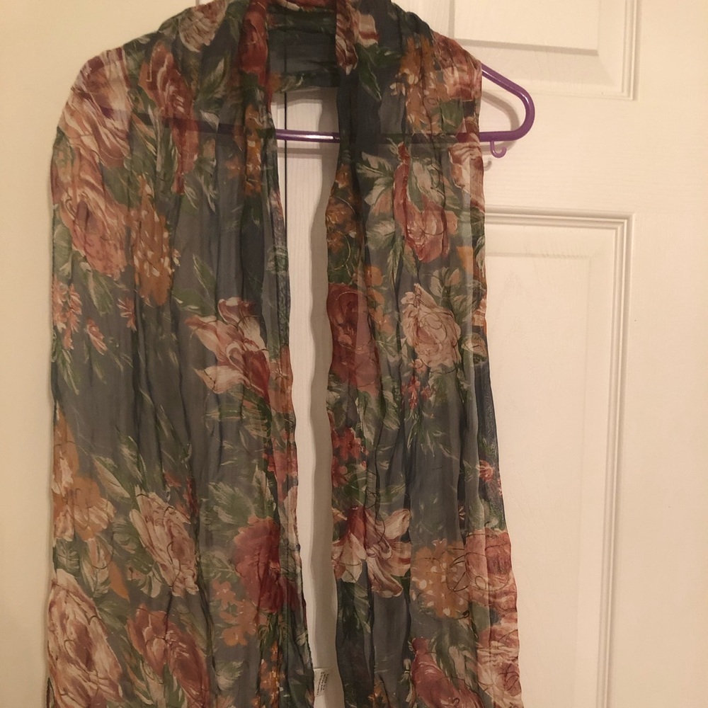 Sheer scarf